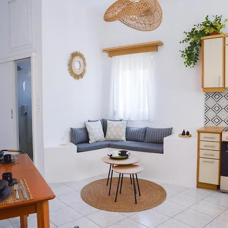 Niki Guest house *